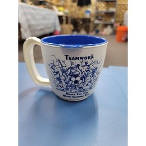 Vintage 1980s Plastic Footed Mug w Lid Teamwork Blame Someone Else Funny